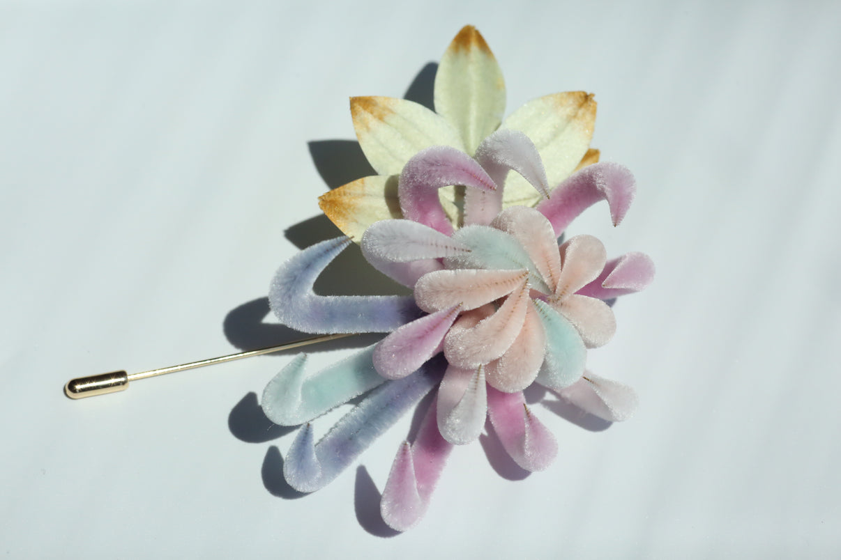 The Autumn Chrysanthemum Brooch